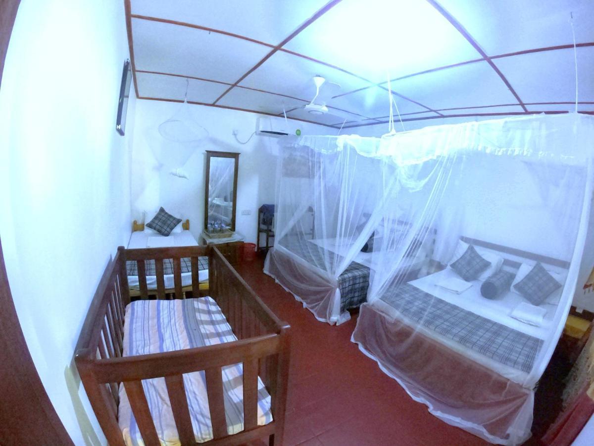 Sisira Homestay - Sigirija Zewnętrze zdjęcie