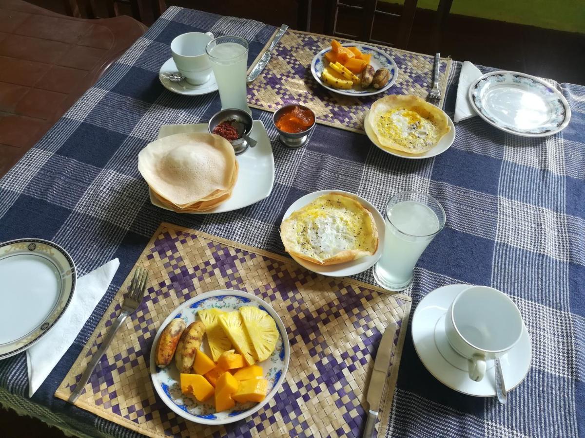 Sisira Homestay - Sigirija Zewnętrze zdjęcie