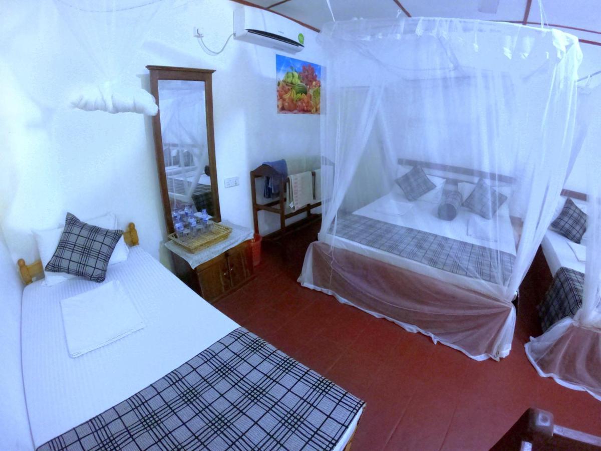 Sisira Homestay - Sigirija Zewnętrze zdjęcie