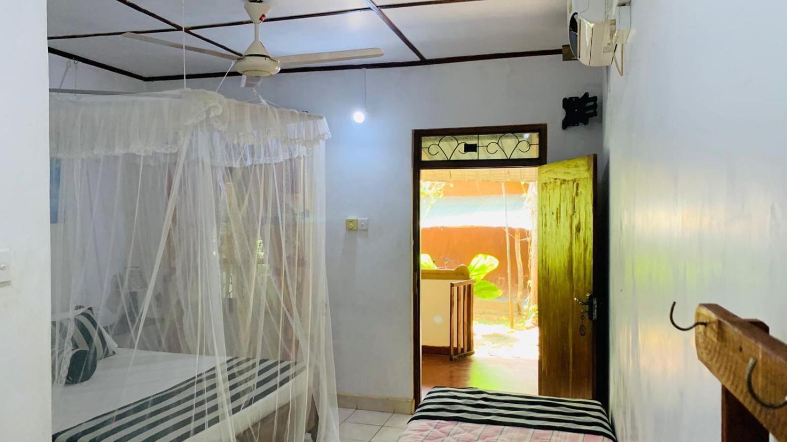 Sisira Homestay - Sigirija Zewnętrze zdjęcie