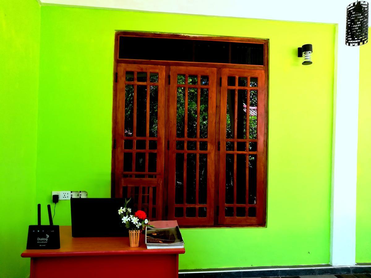 Sisira Homestay - Sigirija Zewnętrze zdjęcie